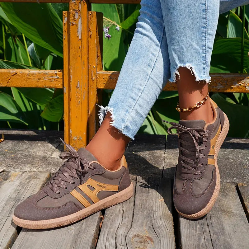 Sneakers Casual MODENZA - Un passo comodo tutto il giorno 