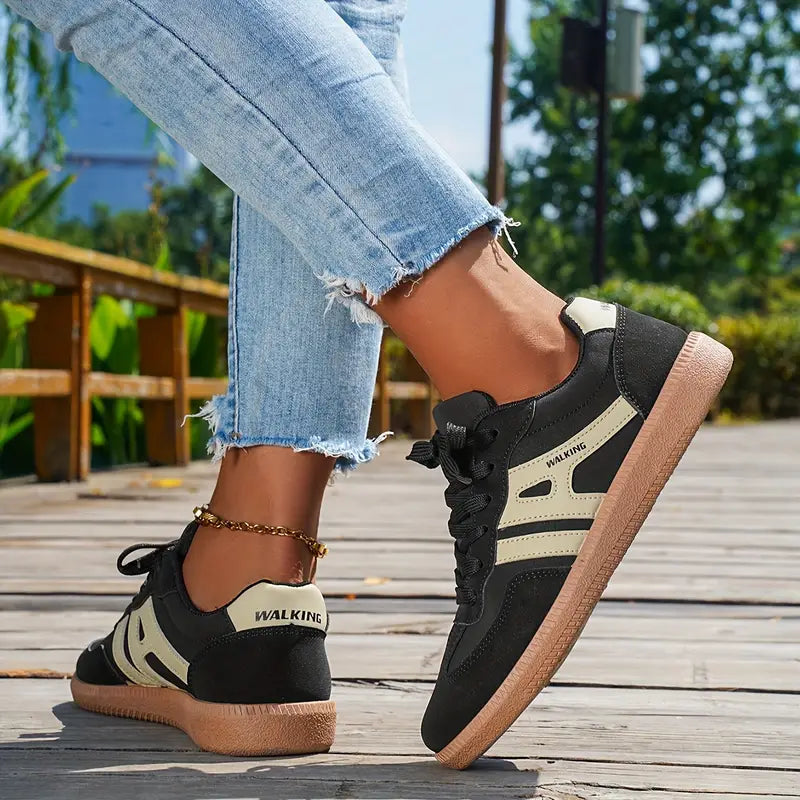 Sneakers Casual MODENZA - Un passo comodo tutto il giorno 