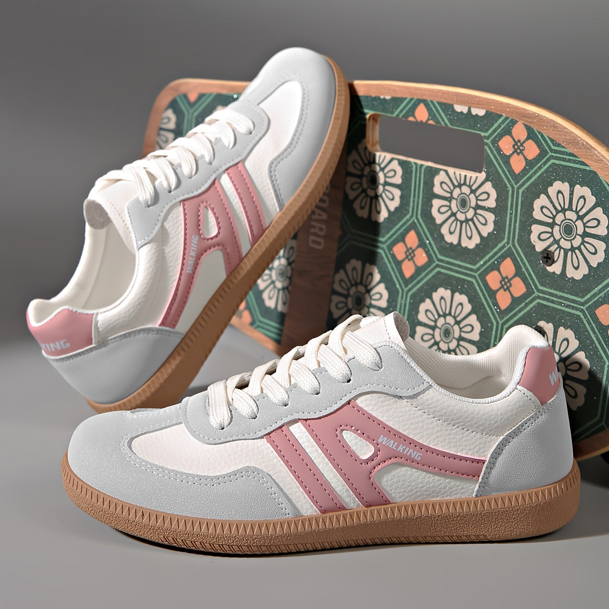 Sneakers Casual MODENZA - Un passo comodo tutto il giorno 