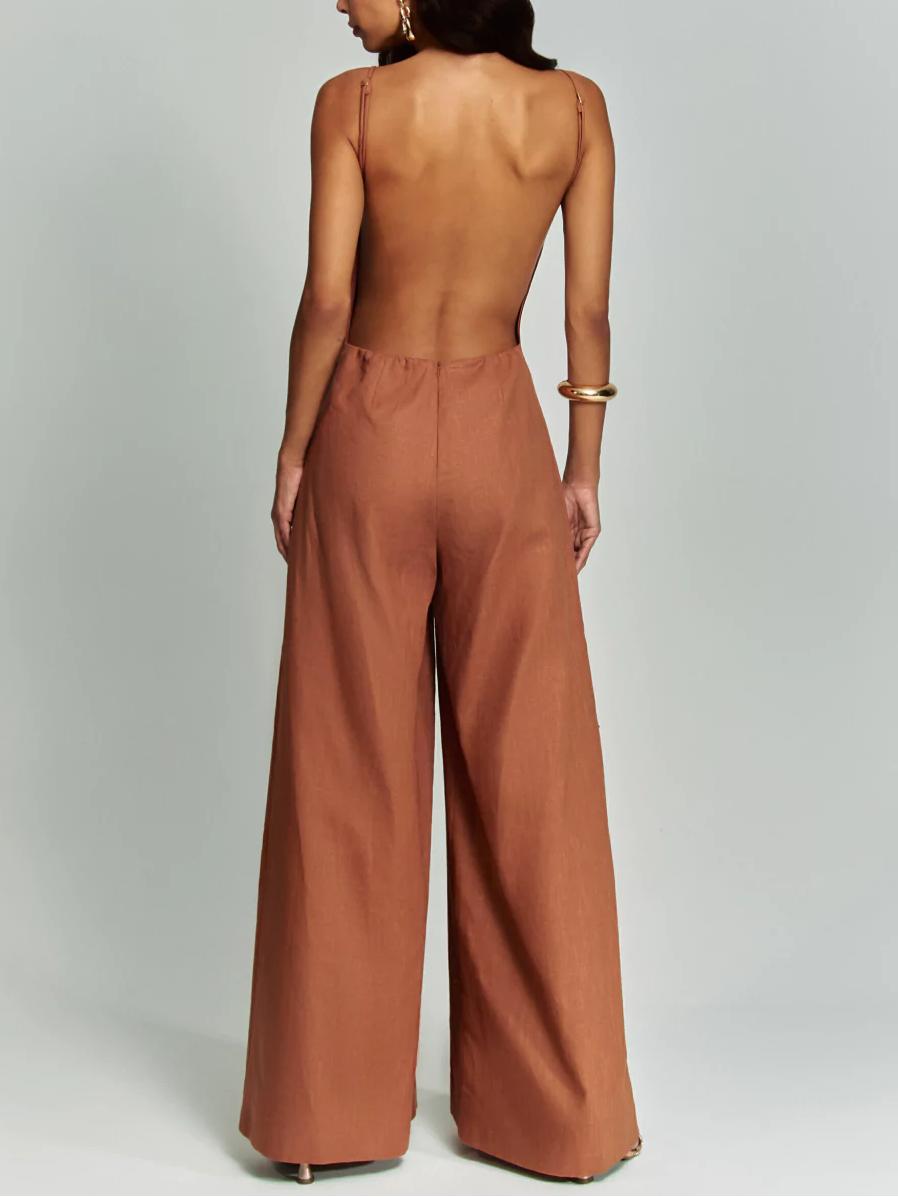 Tuta marrone con scollo all'americana Radiant